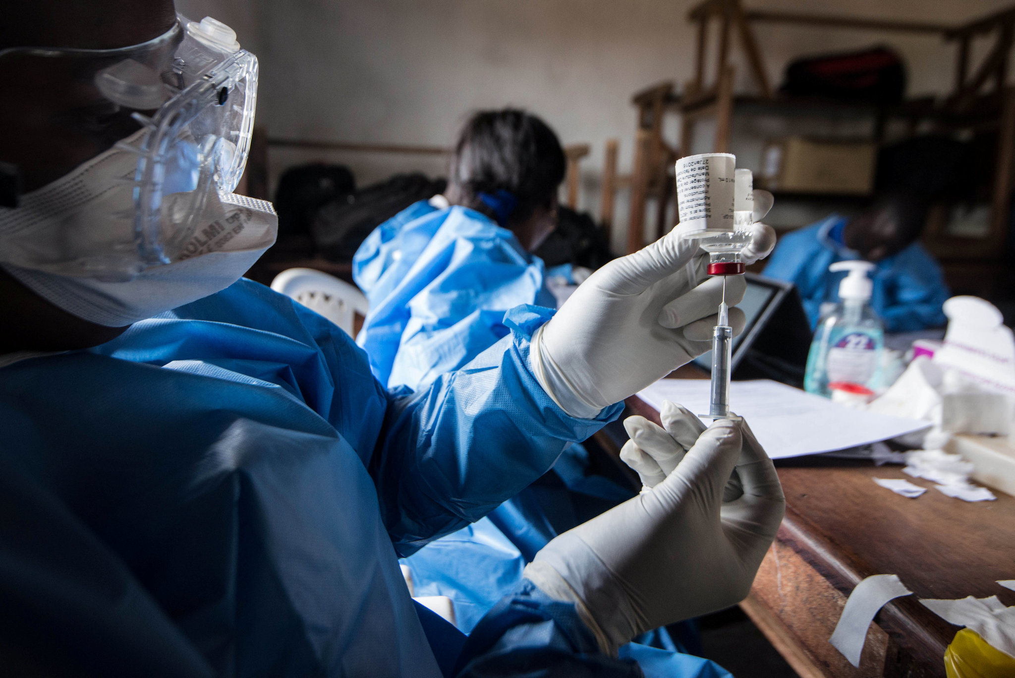 Amerika iri kugerageza urukingo rwa Ebola