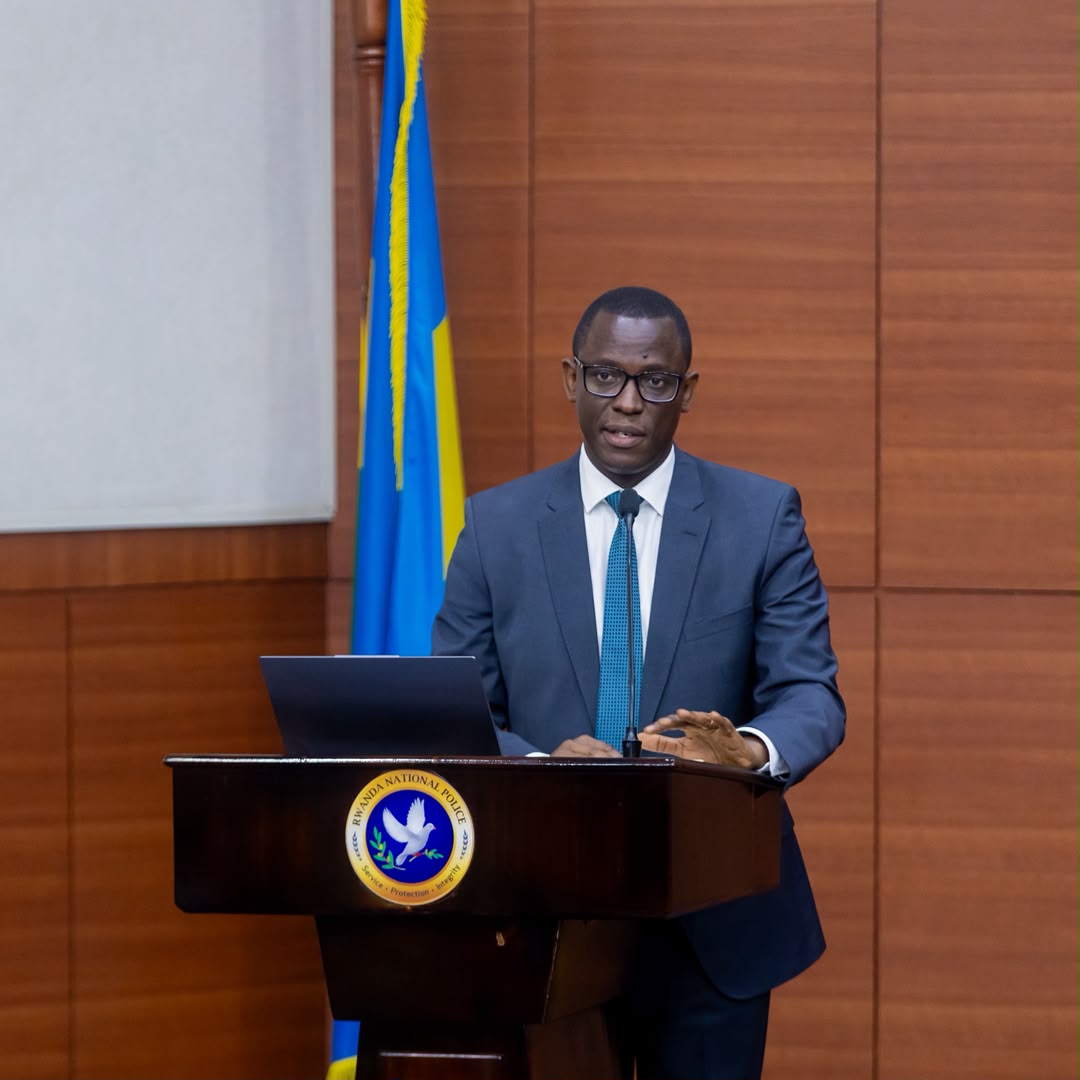 Minisitiri w'Ubutegetsi bw'Igihugu, Habimana Dominique, yanenze bikomeye abanywa inzoga bagamije gusinda