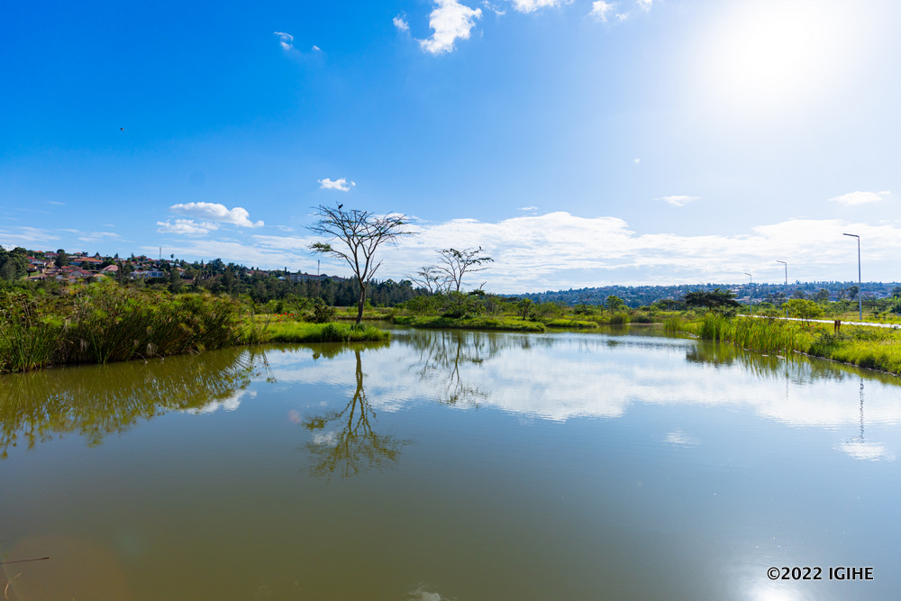 Pariki ya Nyandungu ifite ibiyaga bihangano bitandukanye