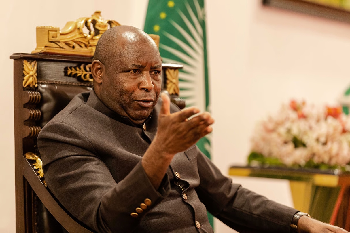 Ndayishimiye yemera ko FARDC ikorana na FDLR, ingabo z'u Burundi zigakora zonyine ariko zikayoborwa na FARDC