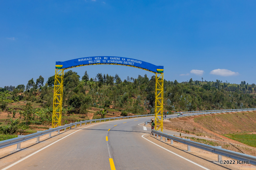 Abagore bamwe b'i Nyaruguru bavuze ko udashoboye guhahira urugo yisanga umugabo yamutaye agasanga abifite