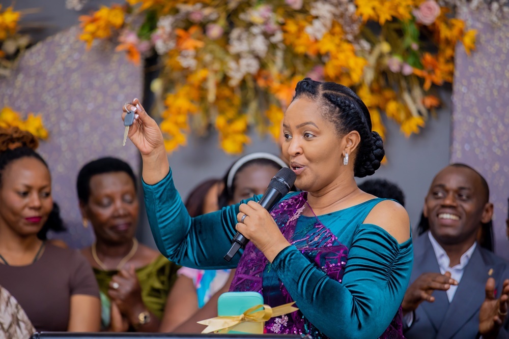 Apôtre Mignone Kabera yavuze ko abagore bakwiriye kuba aba mbere mu kurangwa n'ibikorwa kugira ngo yunganire ukwemera kwabo