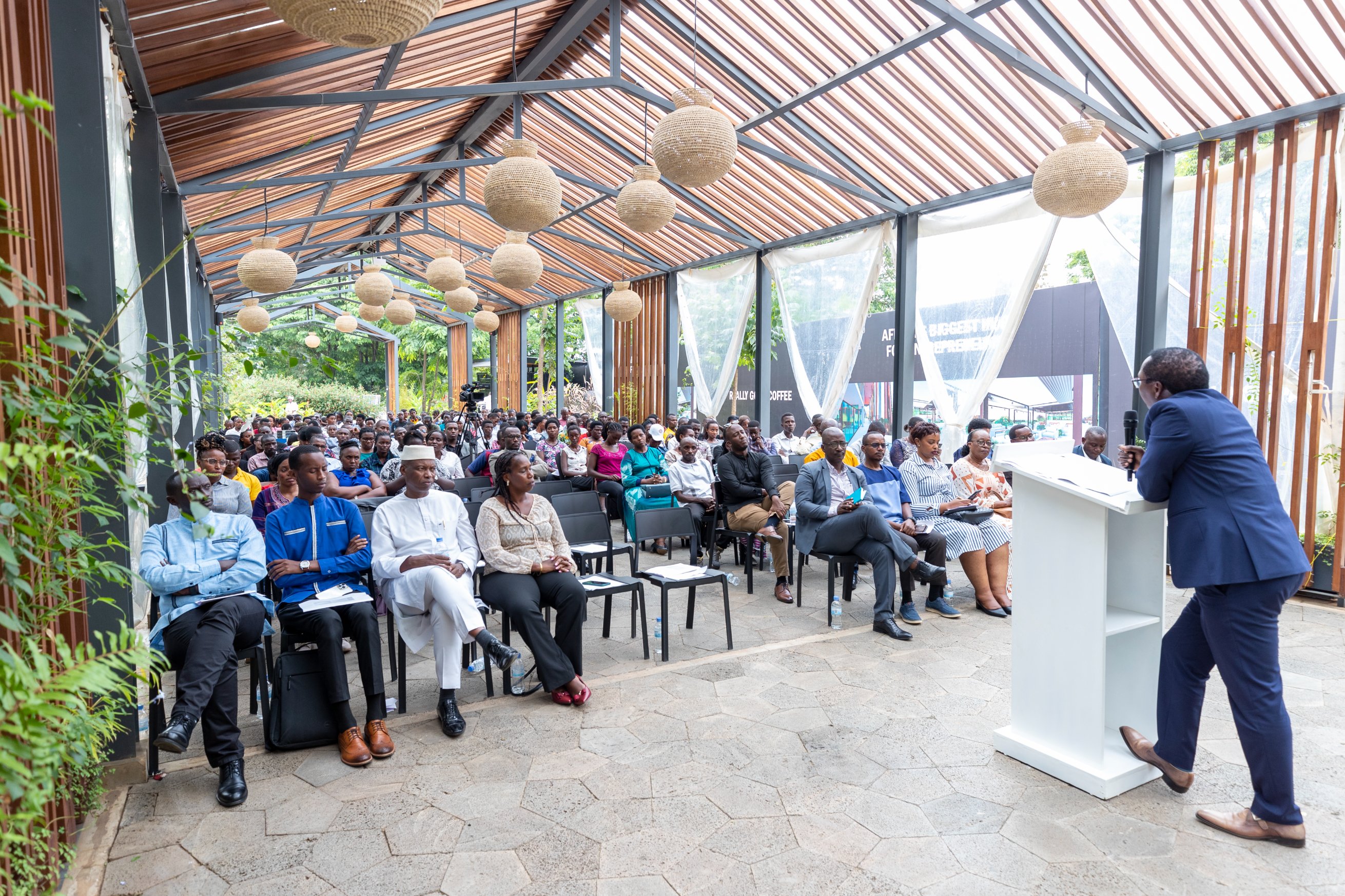 Prof Rutembesa Eugene yagaragaje ko kuvuga biri mu bifasha komora ibikomere
