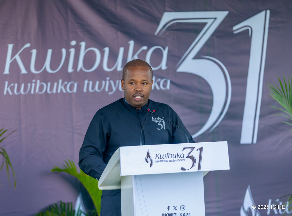 Umuyobozi w'Umujyi wa Kigali, Samuel Dusengiyumva, yasabye bagenzi be guharanira gukora ibituma amahano yabaye atazasubira