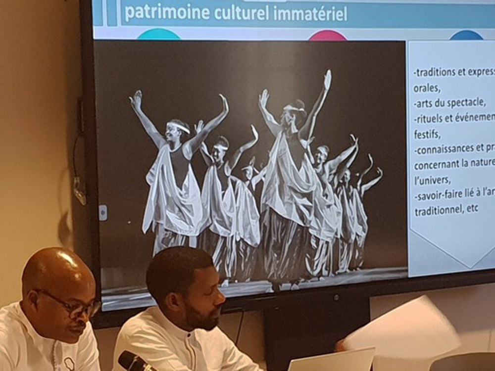 Umurage w'u Rwanda wagaragajwe ukubiyemo imbyino