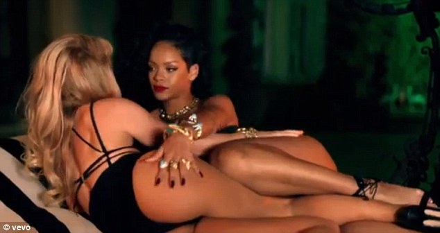 Shakira na Rihanna mu ndirimbo baheruka gukorana