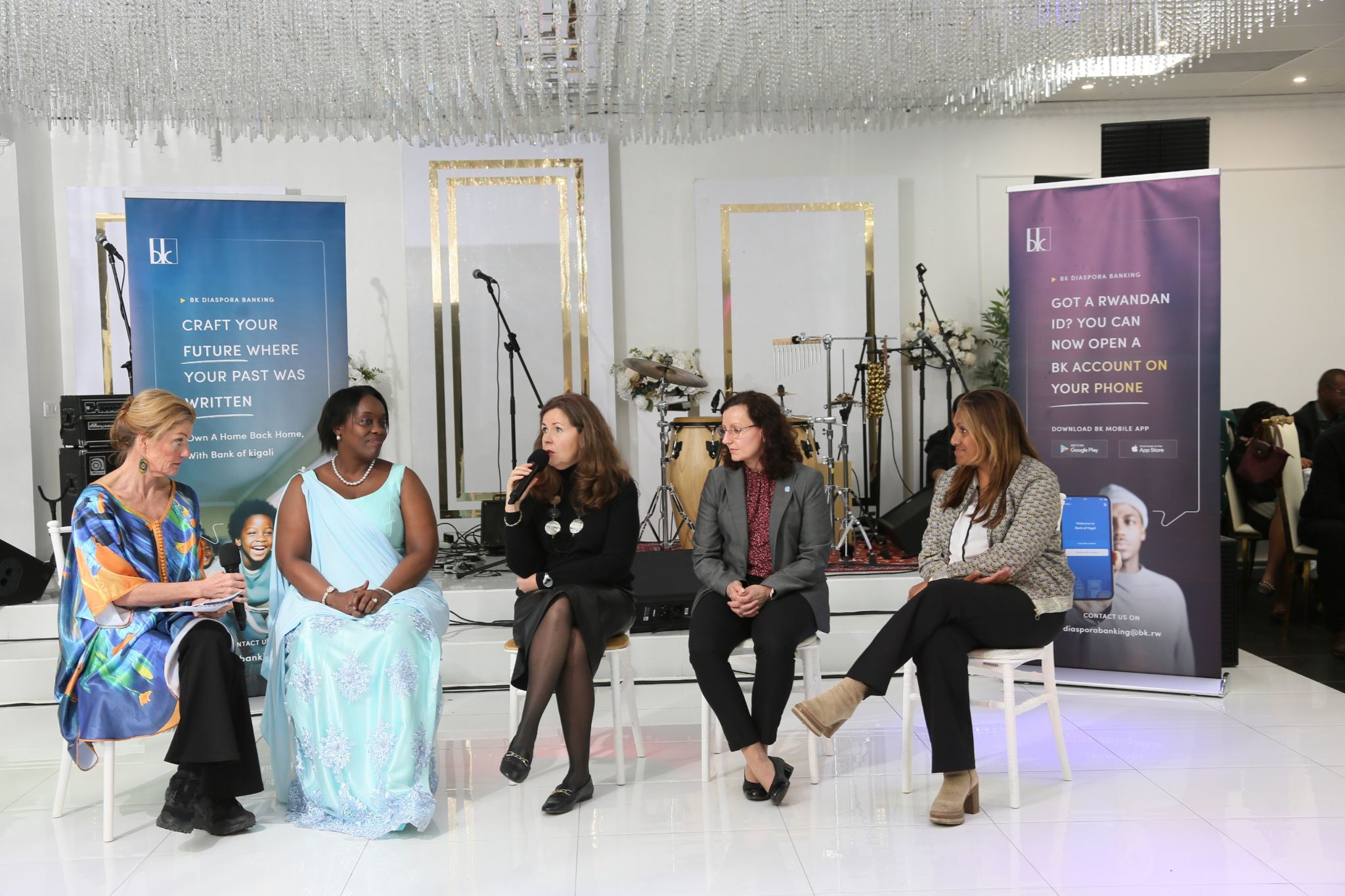 Åsa Jarskog, Ambasaderi Diane Gashumba, Cecilia Wikstrom Uyobora inama y’Ubutegetsi ya Elekta Foundation, Uhagarariye Internation Vaccine Institute n’uhagarariye Operation Smile, bari muri uyu muhango