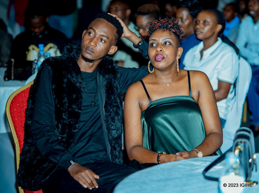 Mugisha Emmanuel [Clapton Kibonge] n'umugore we Umutoni Jacky