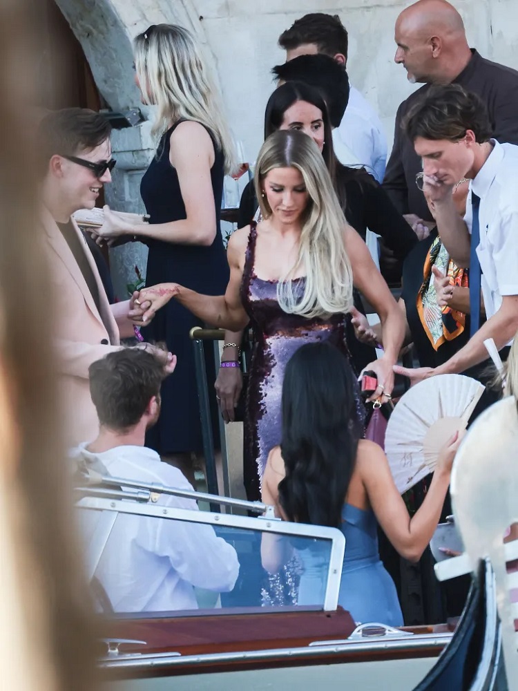 Umuhanzikazi Ellie Goulding ni umwe mu bitabiriye ibi birori
