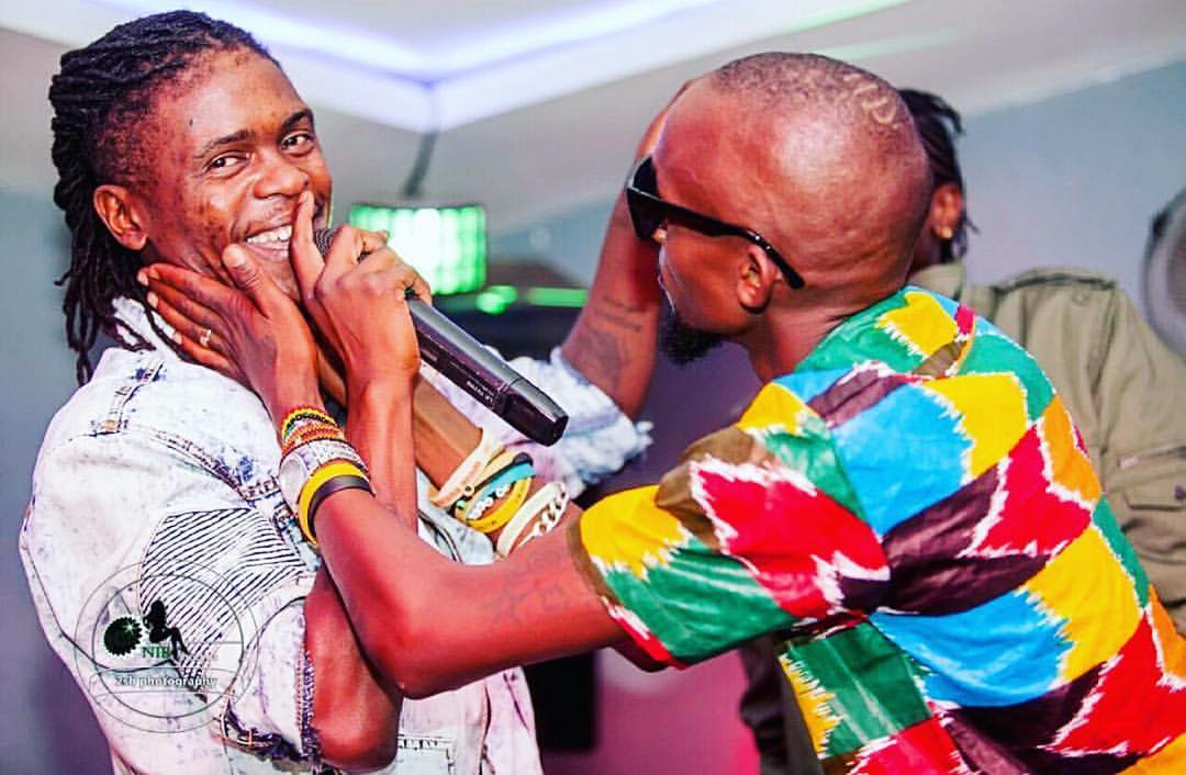 Weasel yashimiye Radio bafatanyije urugendo mu myaka 10