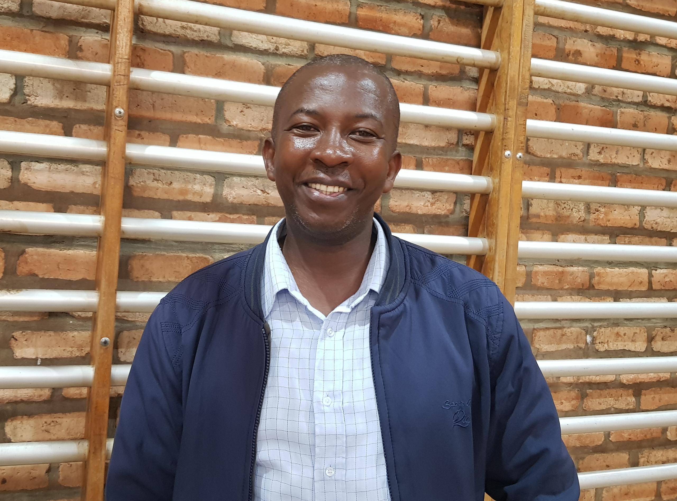 Umuyobozi ushinzwe tekinike muri Federasiyo ya Karate mu Rwanda, Niragire Samuel, yavuze ko bafite gahunda yo kuzenguruka igihugu cyose bahugura abakinnyi kugira ngo bazamure urwego bariho