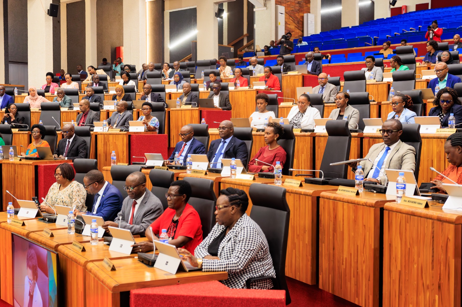 Abagize Nteko Ishinga Amategeko bagejejwehi imbanzirizamushinga y'ingengo y'imari ya Leta y'u Rwanda y'umwaka wa 2026/2027