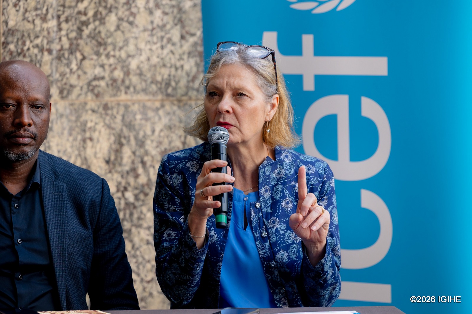 Umuyobozi Mukuru wa UNICEF mu Rwanda , Lieke van de Wiel yavuze ko buri shuri rizaterwamo ibiti 40