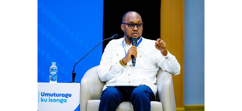 Umuyobozi wa Sosiyete Sivile, Nkurunziza Joseph Ryarasa, yavuze ko imikoranire hagati y’abayobozi ikirimo ikibazo gikomeye