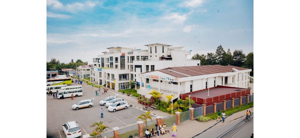 Muri gare ya Gisenyi harimo inyubako y’ubucuruzi 