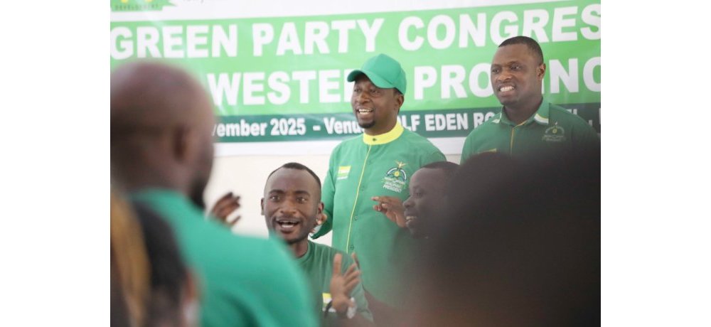 Senateri Habineza Frank avuga ko ikibazo cy’inda zitifuzwa ziterwa abangavu kimaze kuganirwaho kenshi, ndetse gikenewemo n’uruhare rw’ababyeyi