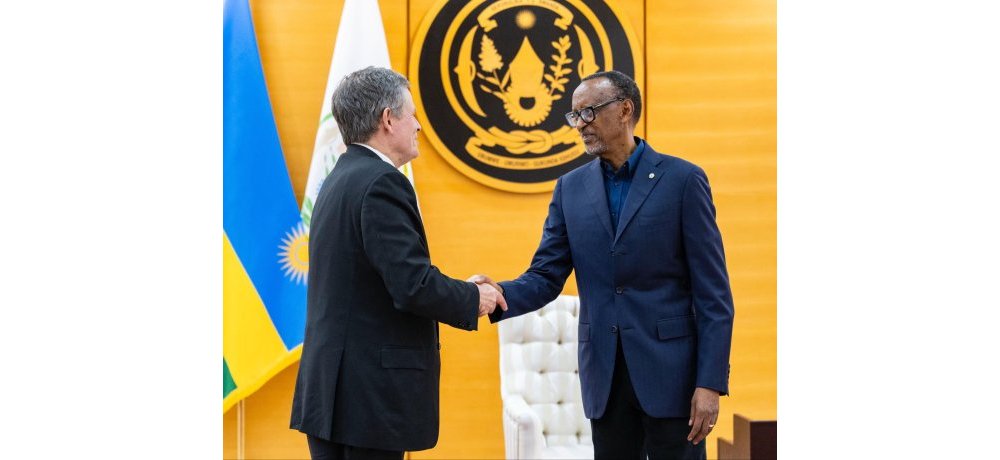 Perezida Paul Kagame yakiriye Senateri Steve Daines wa Leta ya Montana imwe mu zigize Leta Zunze Ubumwe za Amerika