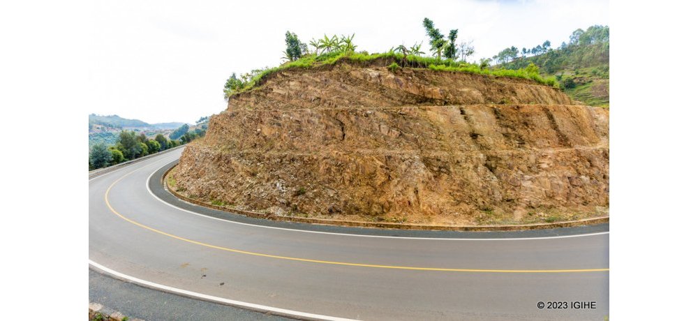 Umuhanda Nyagatare-Rukomo ukomeje guteza imbere ubuhahirane