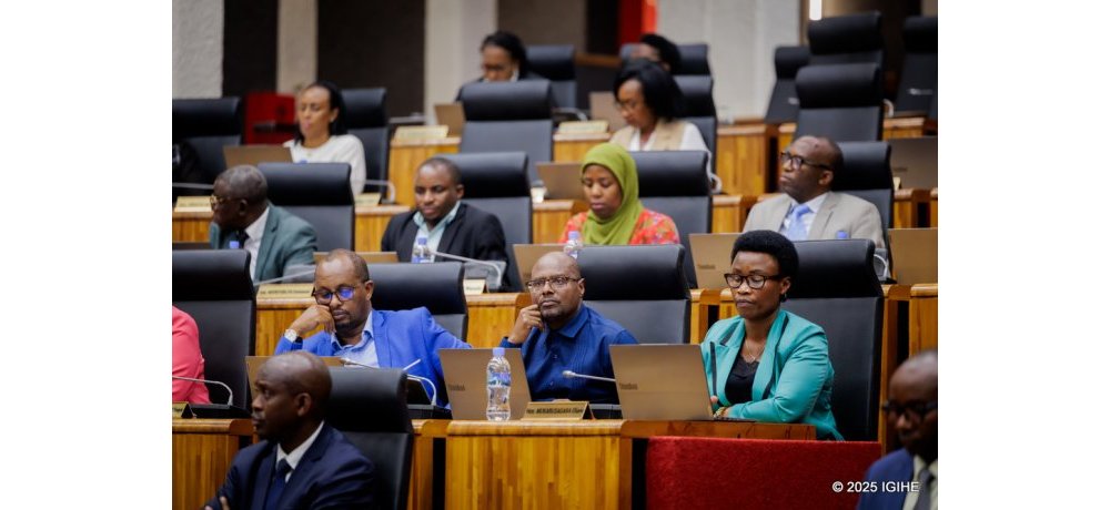 Abadepite basabye ko ibibazo abaturage bagaragaje byashakirwa igisubizo