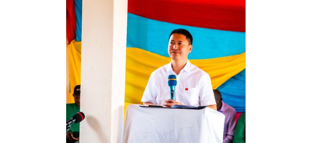 Ambasaderi w’u Bushinwa mu Rwanda, Gao Wenqi yavuze ko iki gikorwa bagikoze kubera ko ibi bihugu bisanzwe bifitanye umubano mwiza ndetse n’imikoranire iboneye