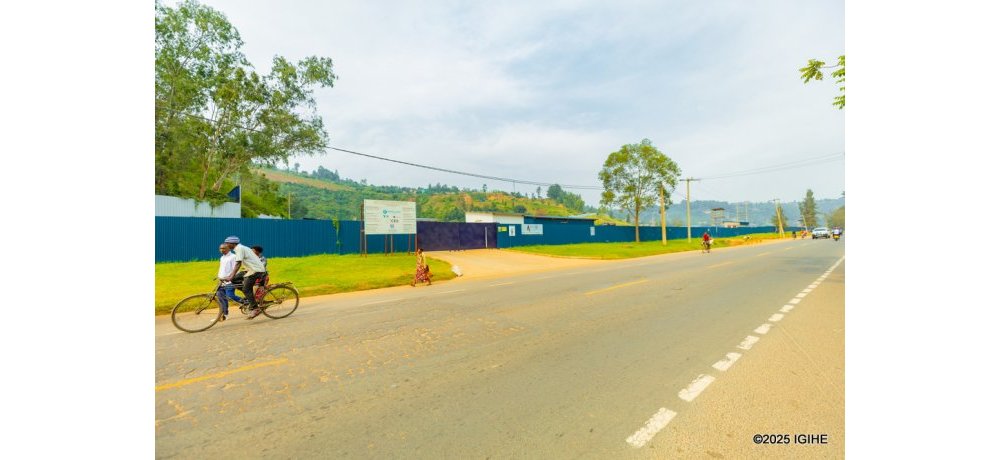 Uru ruganda rwubatse ku muhanda Kigali- Muganda