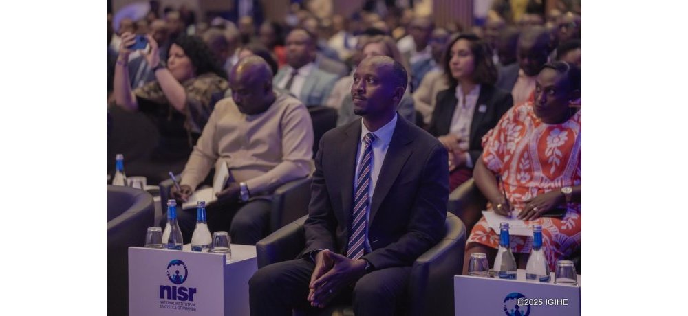 Minisitiri w’Ubuzima ubwo yari akurikiye ibyavuye muri ubu bushakashatsi ku bwiyongere n’ubuzima bw’abaturage