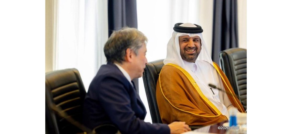 Ambasaderi wa Qatar mu Rwanda,  Mansour Ali Fahd Al Shahwani Al Hajri aganira na Kazuya Nakajo uhagarariye u Buyapani mu Rwanda