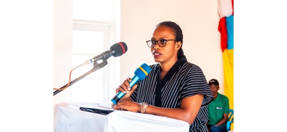 Umuyobozi w’Akarere ka Gakenke, Mukandayisenga Véstine, yavuze ko ingemwe abahinzi bahawe zizabafasha kongera umusaruro muri rusange
