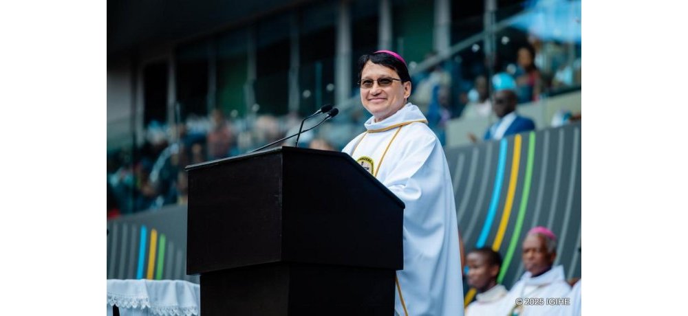 Intumwa ya Papa mu Rwanda, Musenyeri Arnoldo Sanchez Catalan, yavuze ko Papa Leo XIV yashimiye abamisiyoneri n’abandi bafashije mu iyogezabutumwa kiliziya ikaba ikomeje gushinga imizi mu Rwanda
