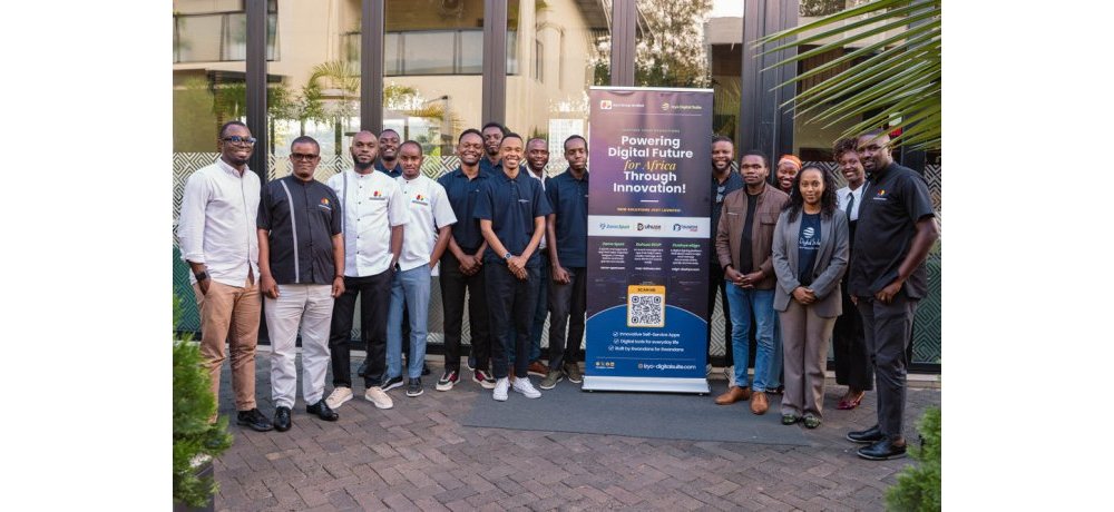 Izyo Group, ifatanyije , Toplink Digital Ltd, byashyize hanze porogaramu eshatu nshya za mudasobwa