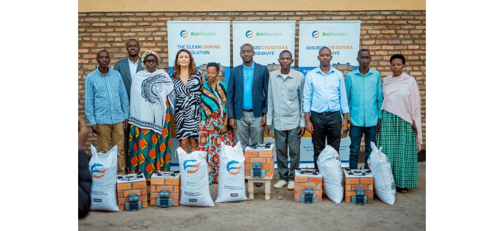 BioMassters yahaye ab’i Nyagatre amashyiga 125 n’ibicanwa bifite agaciro ka miliyoni 10 Frw