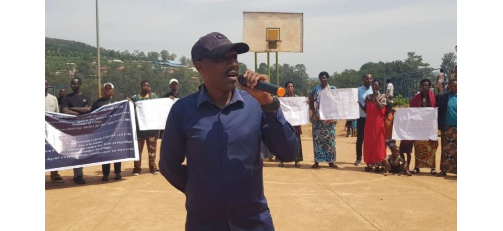 Umuyobozi w’Inkambi y’Impunzi ya Mugombwa, Rwagasore Aimé, yavuze ko babajwe n’uko mu moko menshi abarizwa muri RDC, ubwoko bw’Abatutsi ari bwo burobanurwamo bukagirirwa nabi