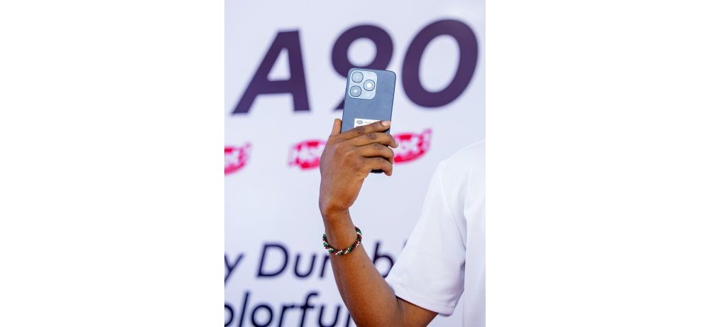 itel A90 ni telefone igaragara neza ku basirimu