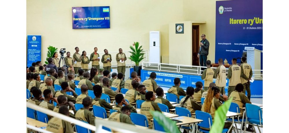 Urubyiruko rwahawe umwanya wo kubaza ibibazo ku mateka y’u Rwanda