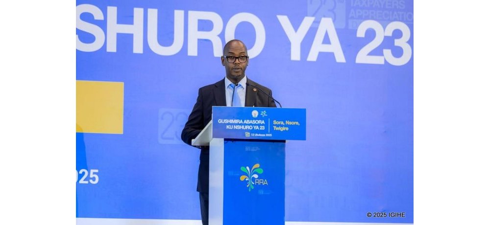 Komiseri Mukuru wa RRA, Niwenshuti Ronald, yashimiye abasora babaye indashyikirwa ashimangira ko RRA izakomeza korohereza abasora