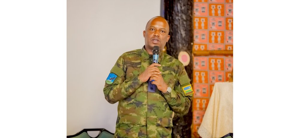 Innocent Munyengango yazamuwe mu ntera, agirwa  Général de Brigade