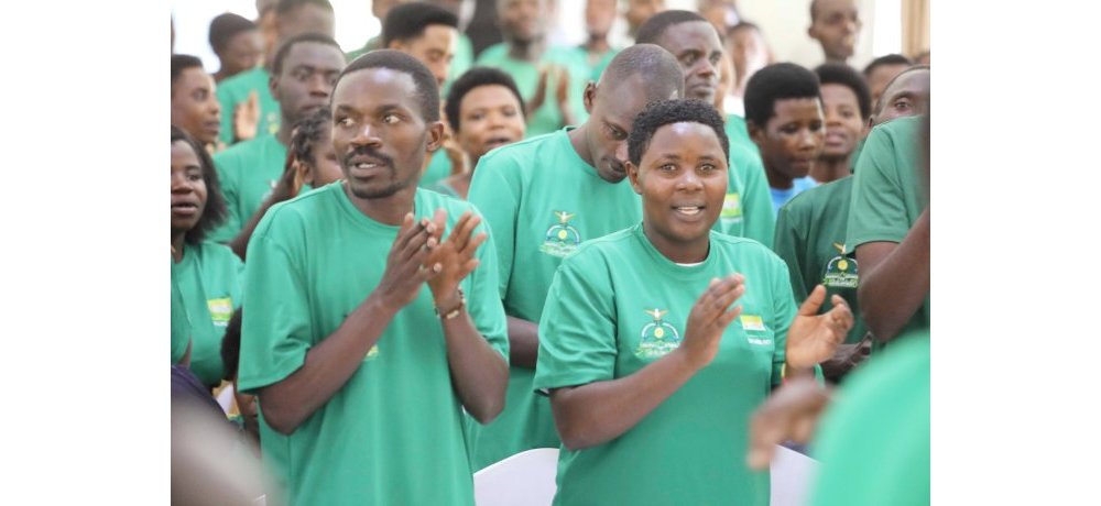 Abayoboke ba Green Party mu Ntara y’Iburengerazuba basabwe guhangana n’inda zitifuzwa ziterwa abangavu