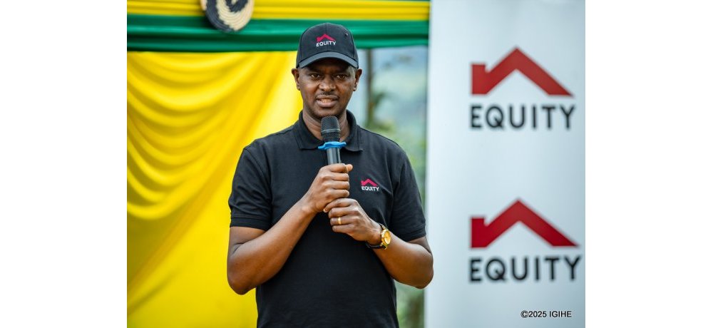 Umuyobozi ushinzwe Ubucuruzi muri Equity Bank, Eric Rutabana, yagaragaje  ko izakomeza kuba umufatanyabikorwa wizewe mu guteza imbere abaturage, ubuzima n’ibidukikije.