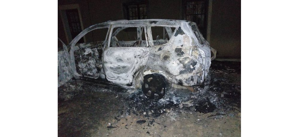 Imodoka y’Umunyamabanga Nshingwabikorwa w’Umurenge wa Nyabimata yabwitswe na FLN