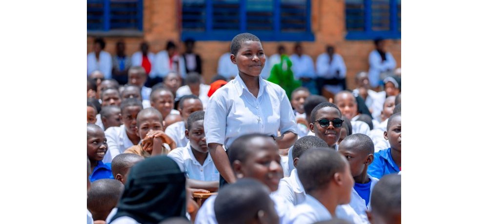 Abanyeshuri bagize umwanya wo kuvuga ku cyo babona gitera guterwa inda kw’abangavu