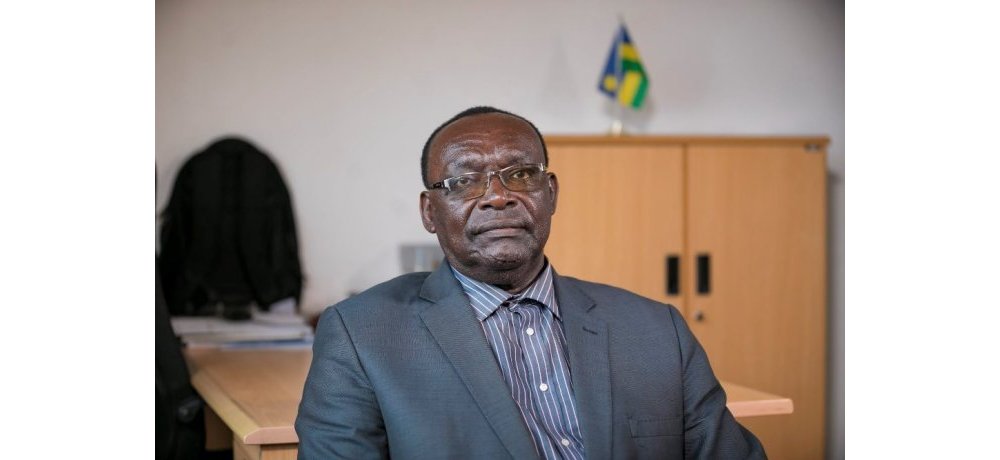 Kanimba yigeze gucuruza imigati ubwo yabonaga Leta ya Habyarimana imwimye amahirwe yo kwiga ayisumbuye