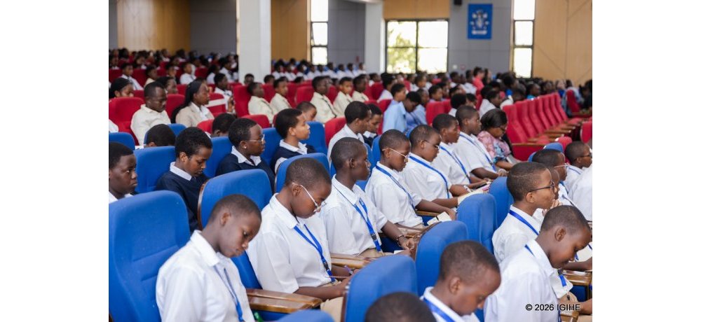 Abanyeshuri  bigishijwe byinshi ku bijyanye na STEM n’uburyo bayitabira