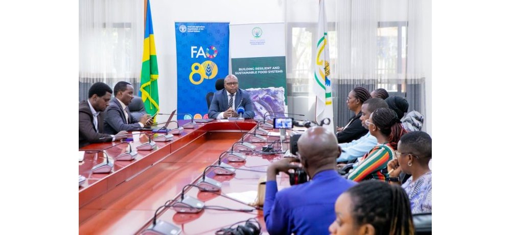 Ikiganiro cyitabiriwe n’abanyamakuru batandukanye bakorera mu gihugu