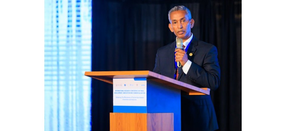 Umuyobozi wa Africa E-Trade Group, Mulualem Syoum, yagaragaje ko iki kigo cyiteguye gukomeza gukorana na Kaminuza y’u Rwanda kugira ngo bakomeze bafashe abanyeshuri kugera ku isoko ry’umurimo