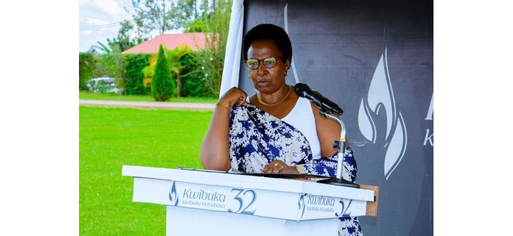 Perezida w’Inama Njyanama y’Akarere ka Kayonza, yasabye urubyiruko kwirinda ibyabatanya 