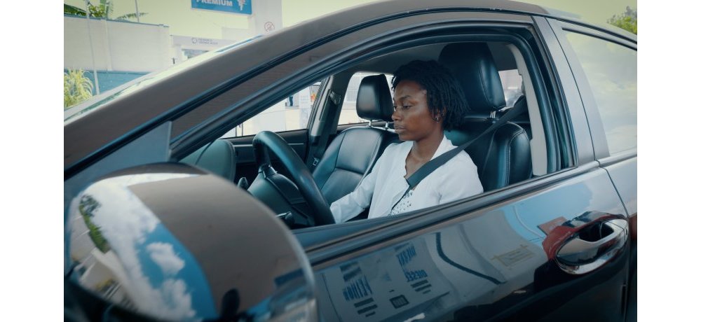 Kayigire avuga urukundo rwo gutwara imodoka ari rwo rwatumye ajya gutwara taxi voiture