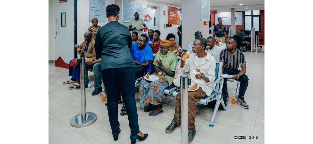 Abakiliya bahawe ibyo kurya n’ibyo kunywa ari nako serivisi baje kwaka bazigezwaho bisanzwe
