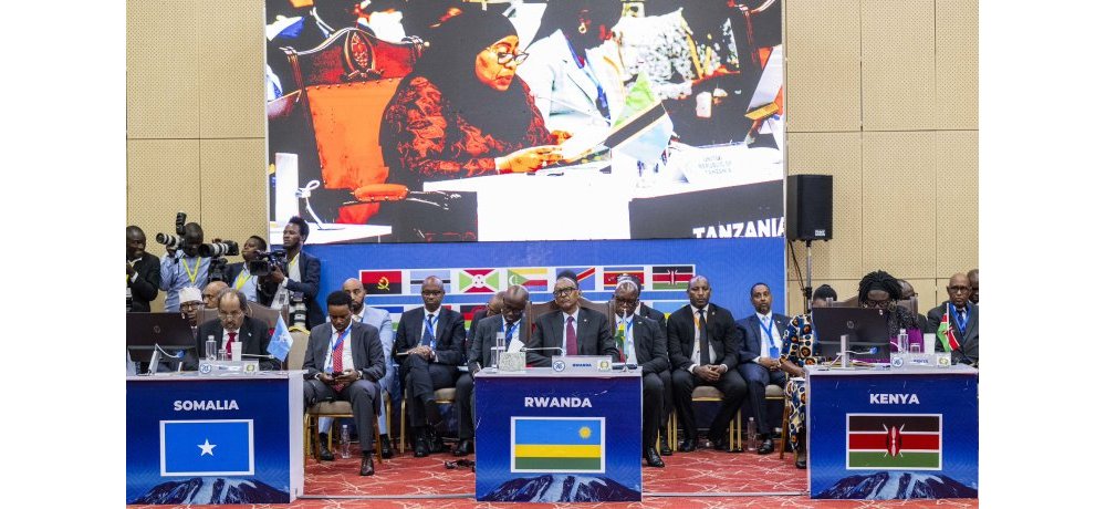 Ku wa 8 Gashyantare, Perezida Paul Kagame yitabiriye inama idasanzwe y’abakuru b’ibihugu bo muri EAC na SADC i Dar es Salaam muri Tanzania