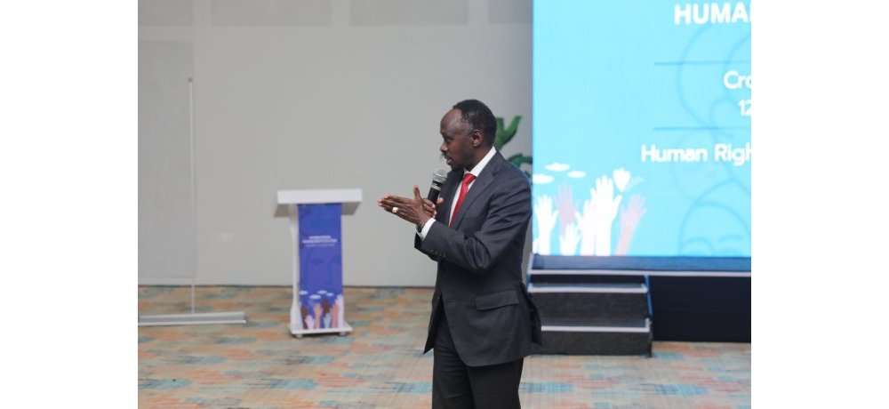 Umuyobozi Mukuru wa LAF, Dr. Andrews Kananga, yavuze ko u Rwanda rukwiye gushyira imbaraga mu kugabanya ubucucike muri gereza