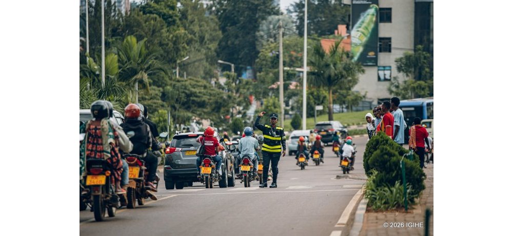 Buri gihe haba hari abapolisi bagenzura uko aya mabwiriza mashya yubahirizwa